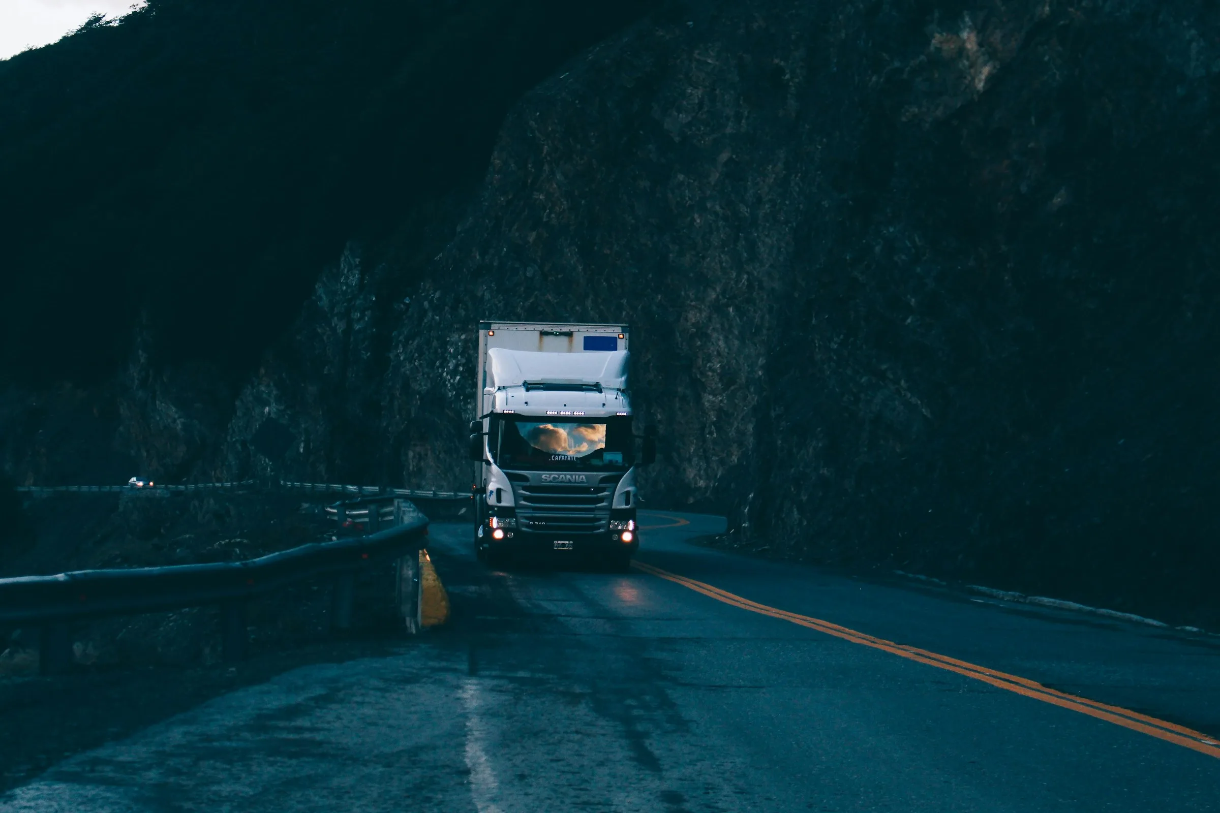 Logistics hero